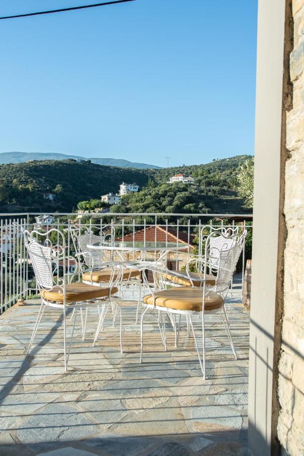 Με Θέα Το Ηλιοβασιλεμα 2 Villa Áfiszosz Kültér fotó