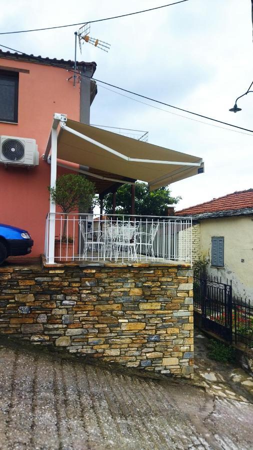 Με Θέα Το Ηλιοβασιλεμα 2 Villa Áfiszosz Kültér fotó